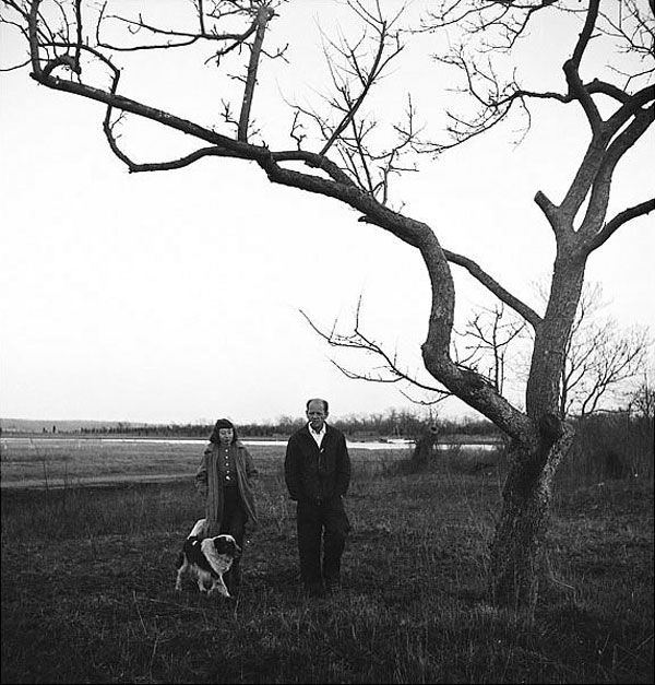 Jackson Pollock with wife Lee Krasner at their Long Island home 1950s